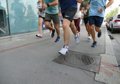 Séance de course en groupe autour de CrossFit Heka